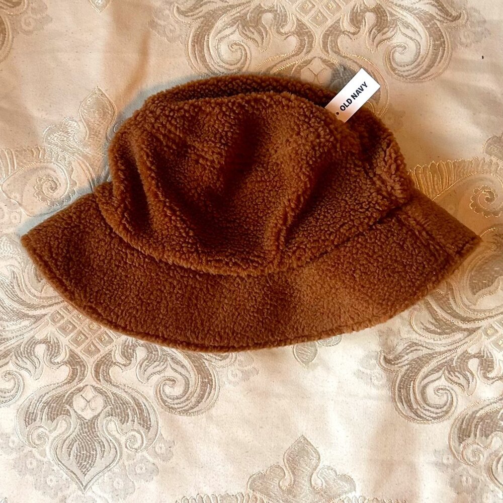 Old Navy Sherpa Bucket Hat (Size L-XL)